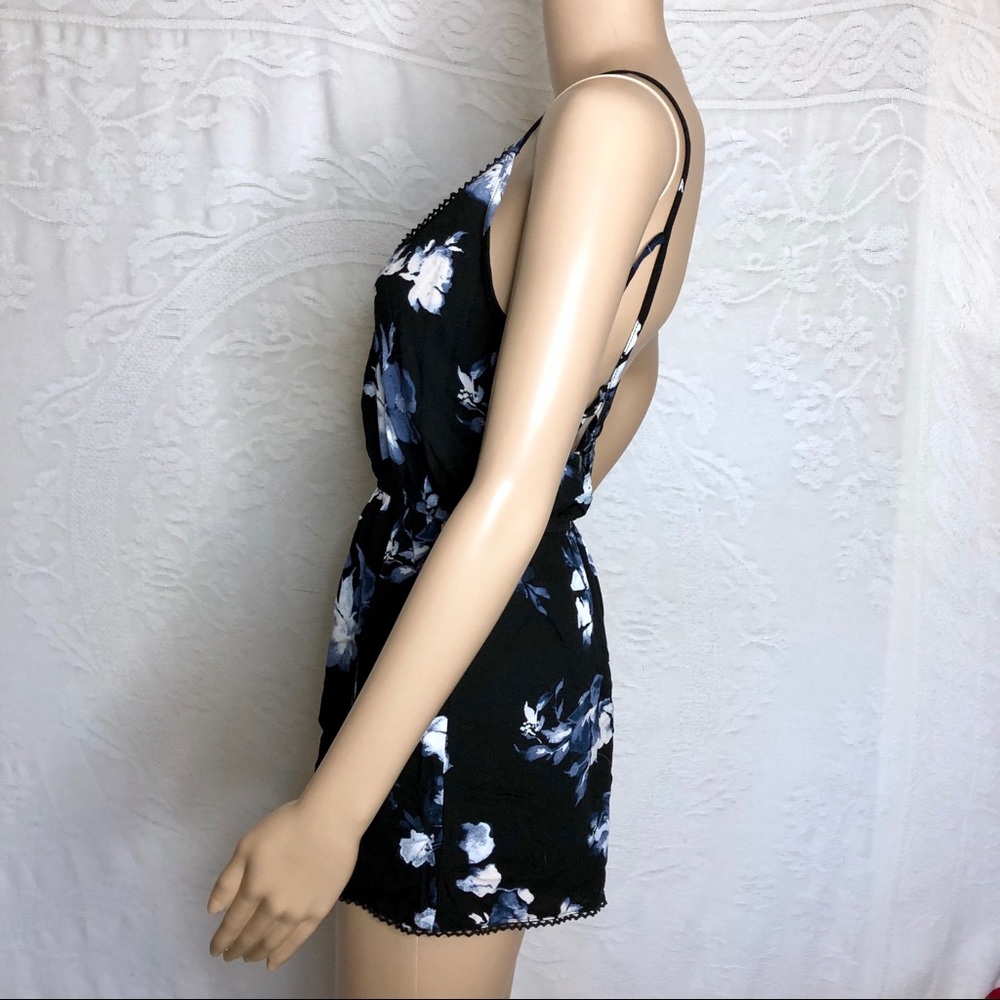 Black Floral Romper - Picture 2 of 6